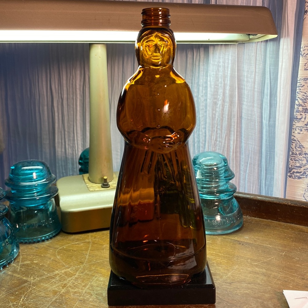 1961 Mrs. Butterworth, Pancake Syrup amber glass Vintage
